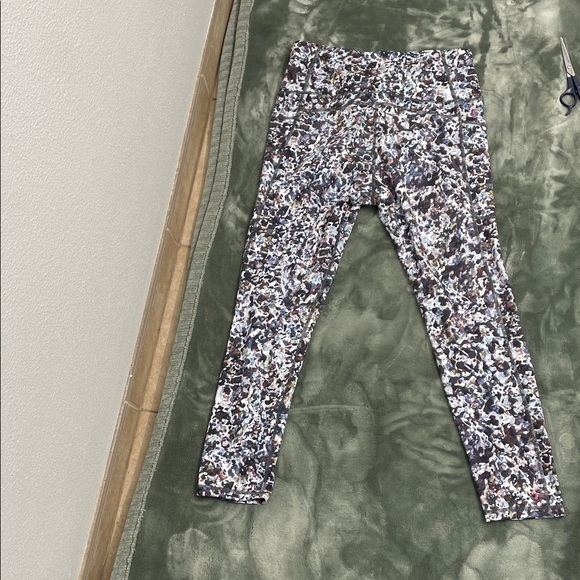 Dip Multicolor Patterned womens Leggings - Picture 2 of 8